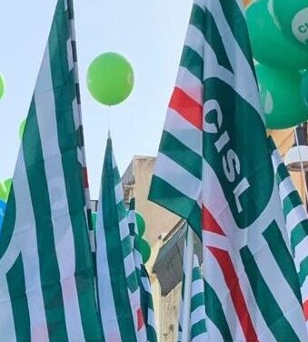 RECAPITO AL COLLASSO IN CALABRIA, DECINE DI MIGLIAIA DI PACCHI GIACENTI